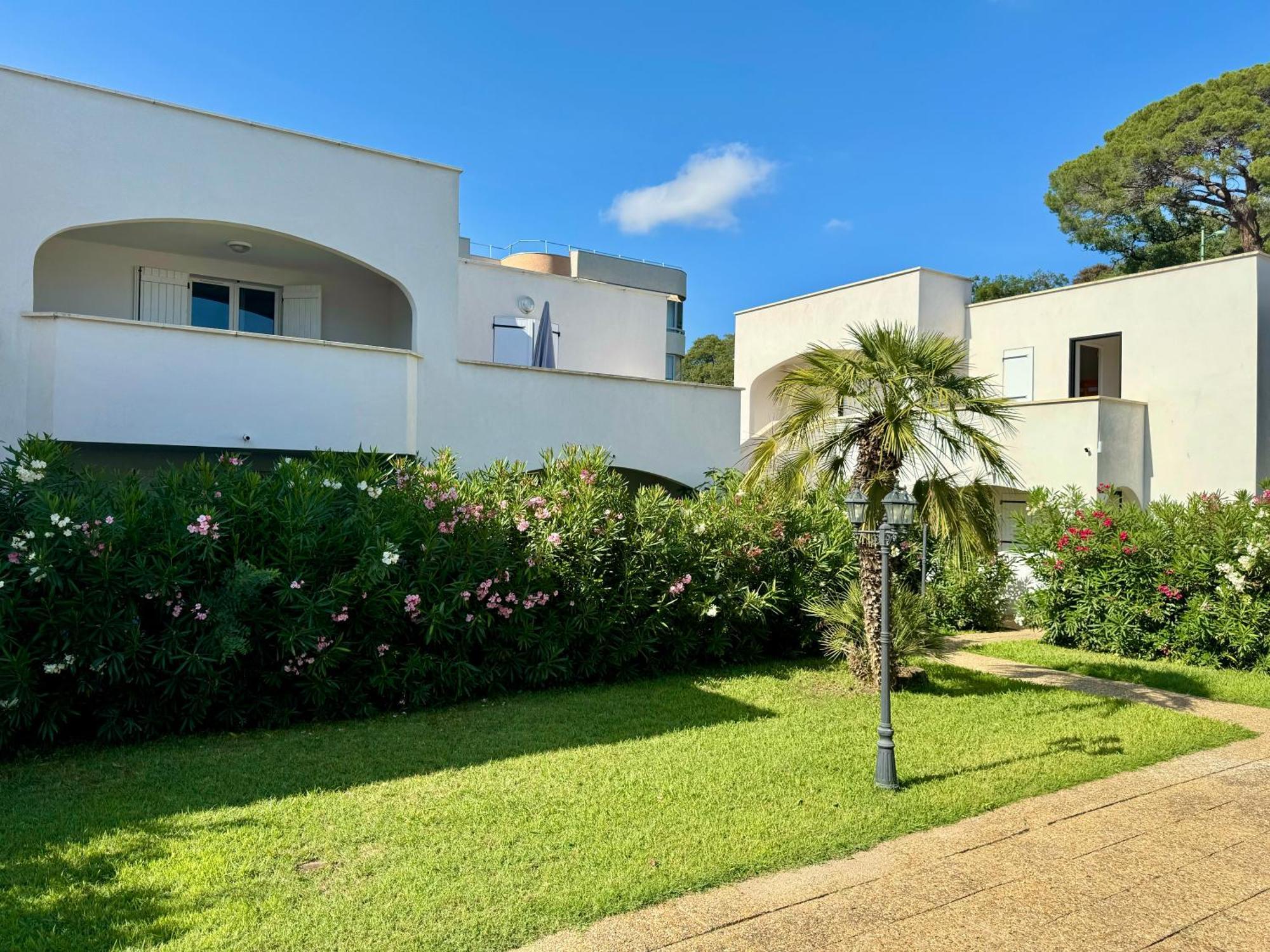 Beach Cannes Bungalows เลอกันเนต์ ห้อง รูปภาพ