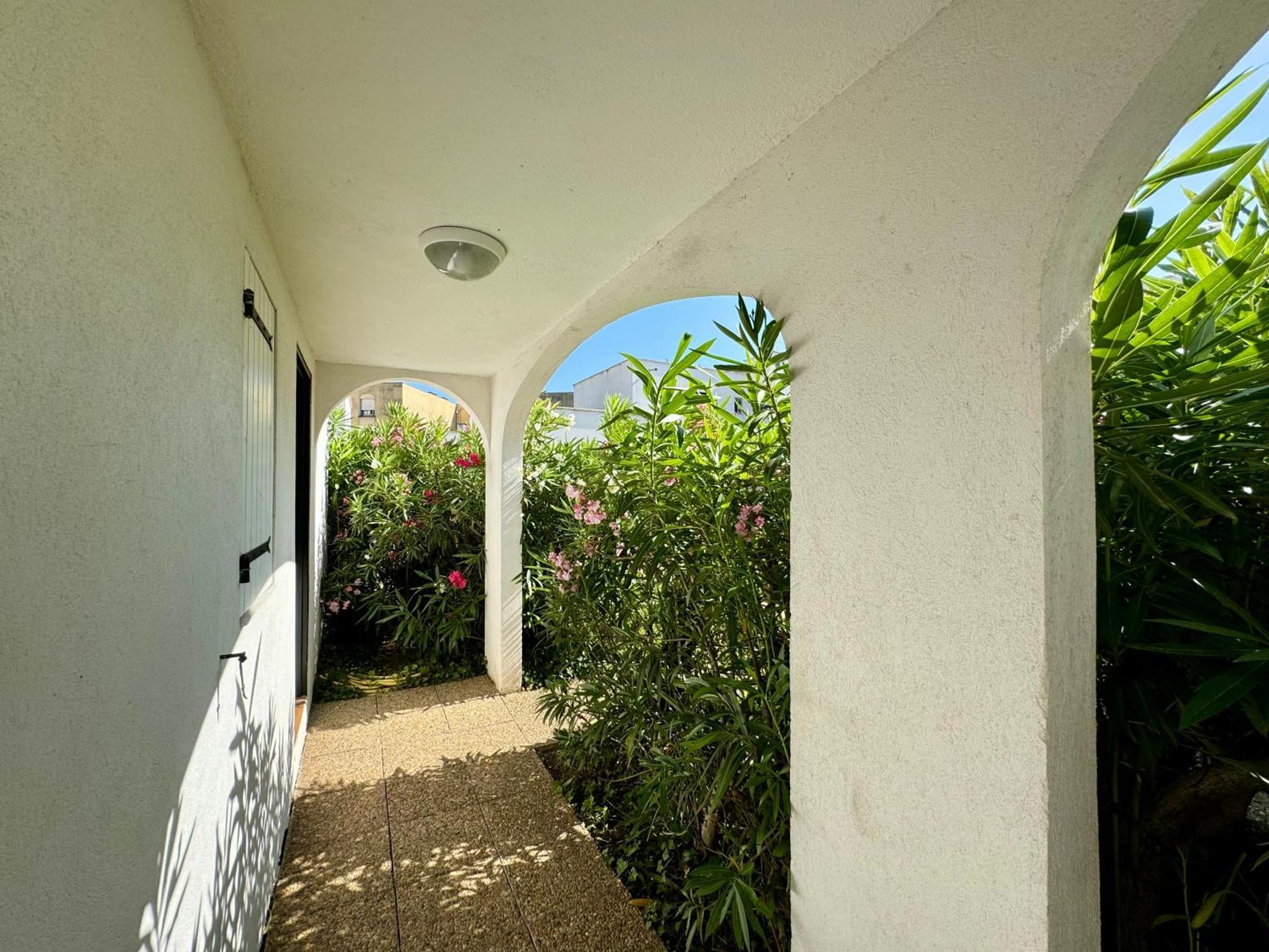 Beach Cannes Bungalows เลอกันเนต์ ภายนอก รูปภาพ