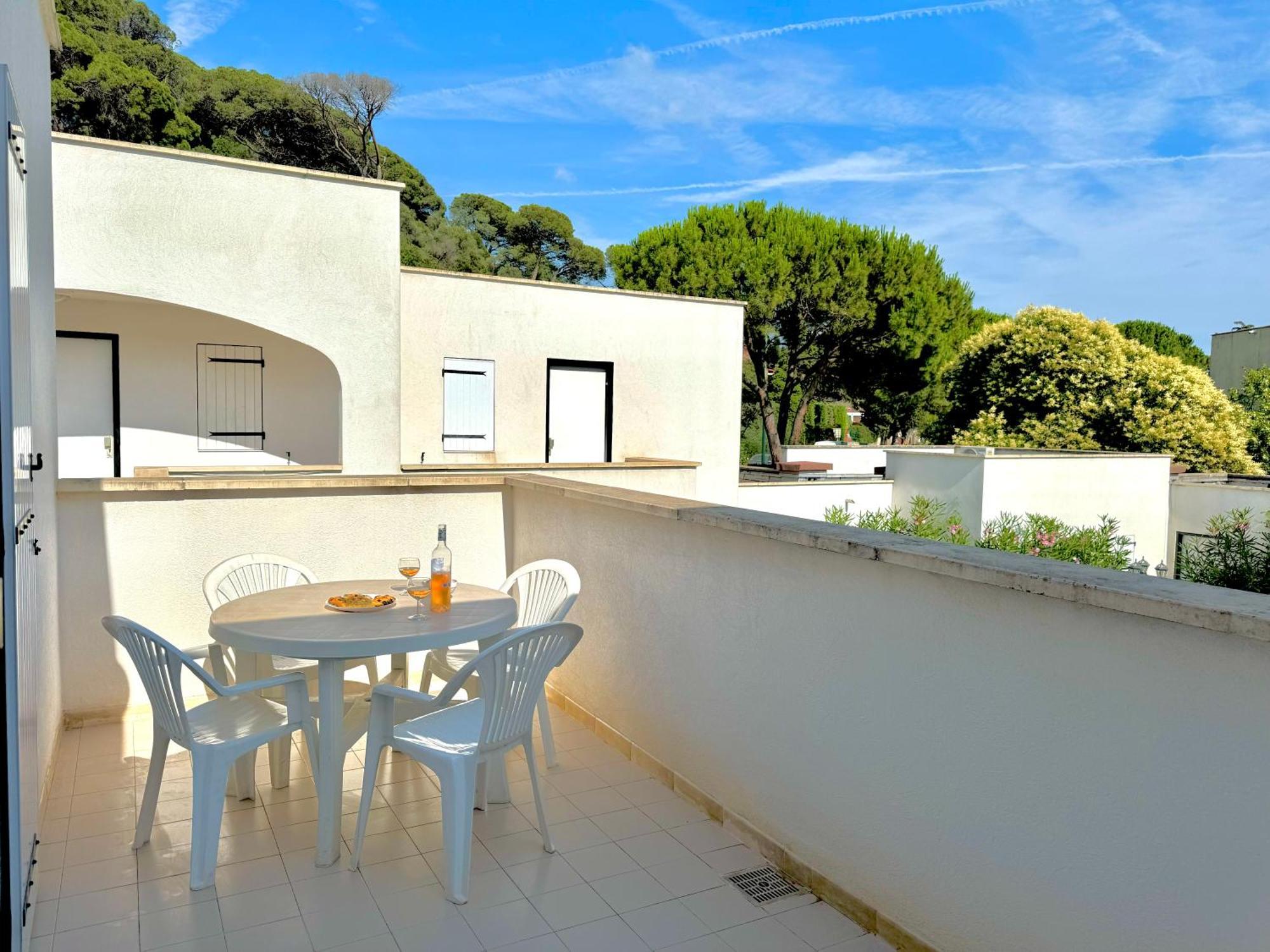 Beach Cannes Bungalows เลอกันเนต์ ภายนอก รูปภาพ